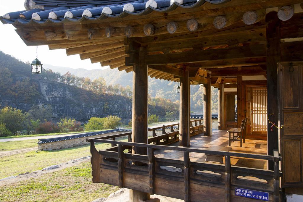 Nongamjongtaek Hotel Andong Exterior photo